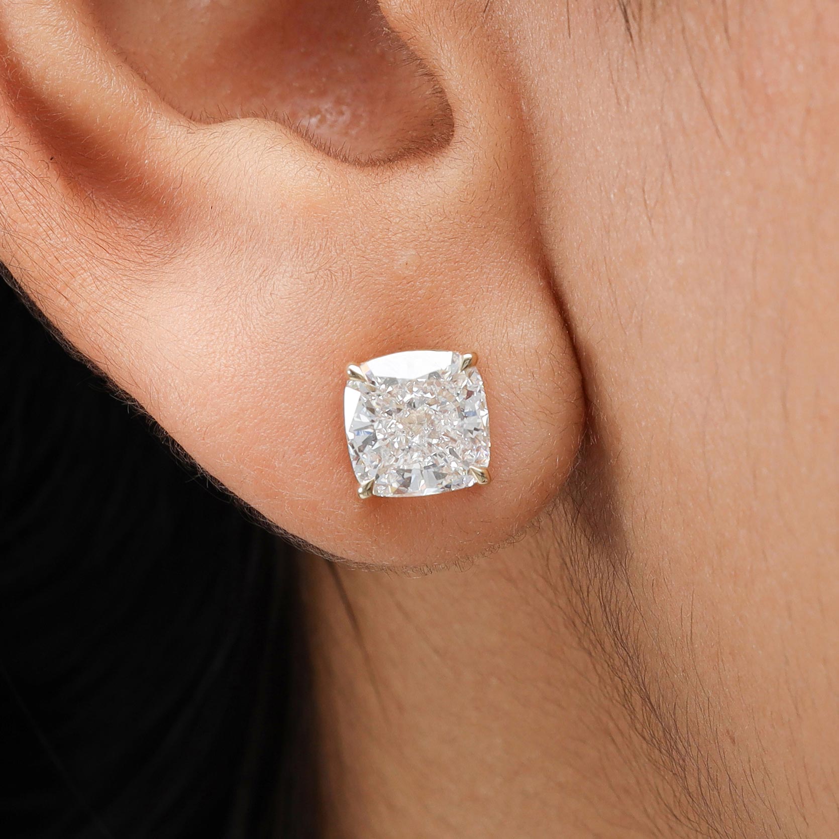 Cushion Lab Diamond Stud Earring Crafted in 14K Gold - Push Back