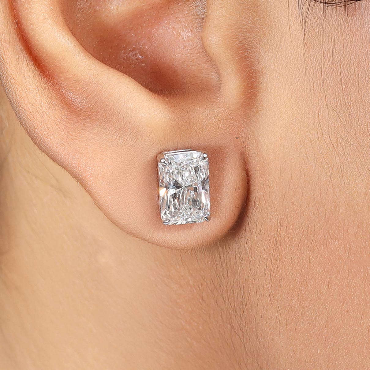 Radiant Lab Diamond Stud Earring in 14K Gold - Push Back